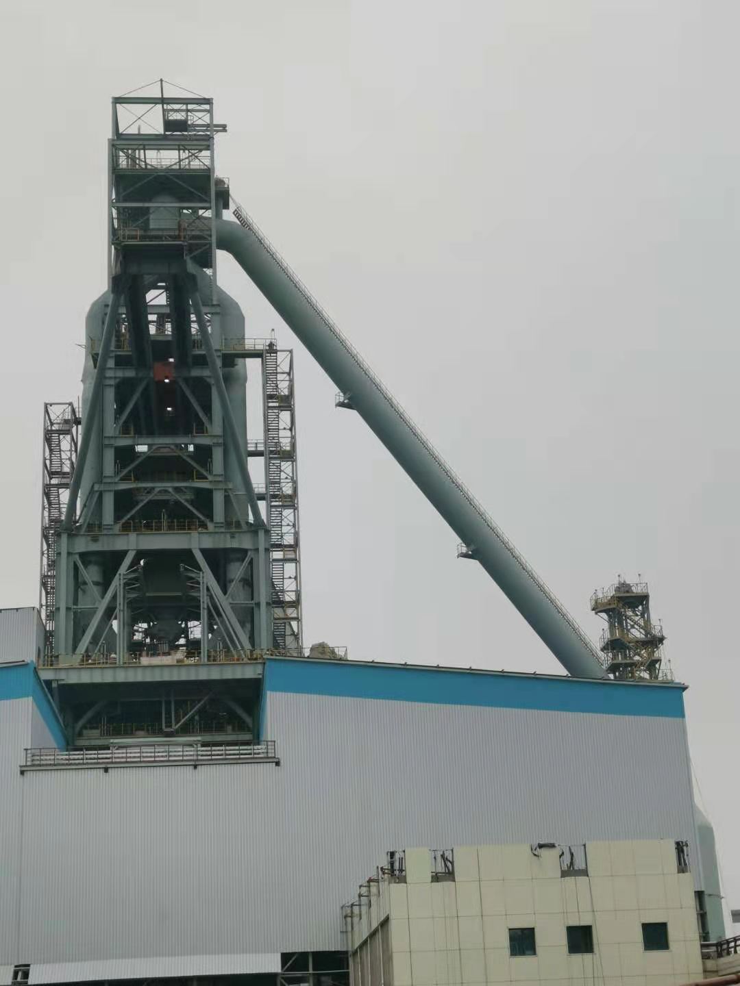 唐山某钢铁公司2000m³高炉基建项目