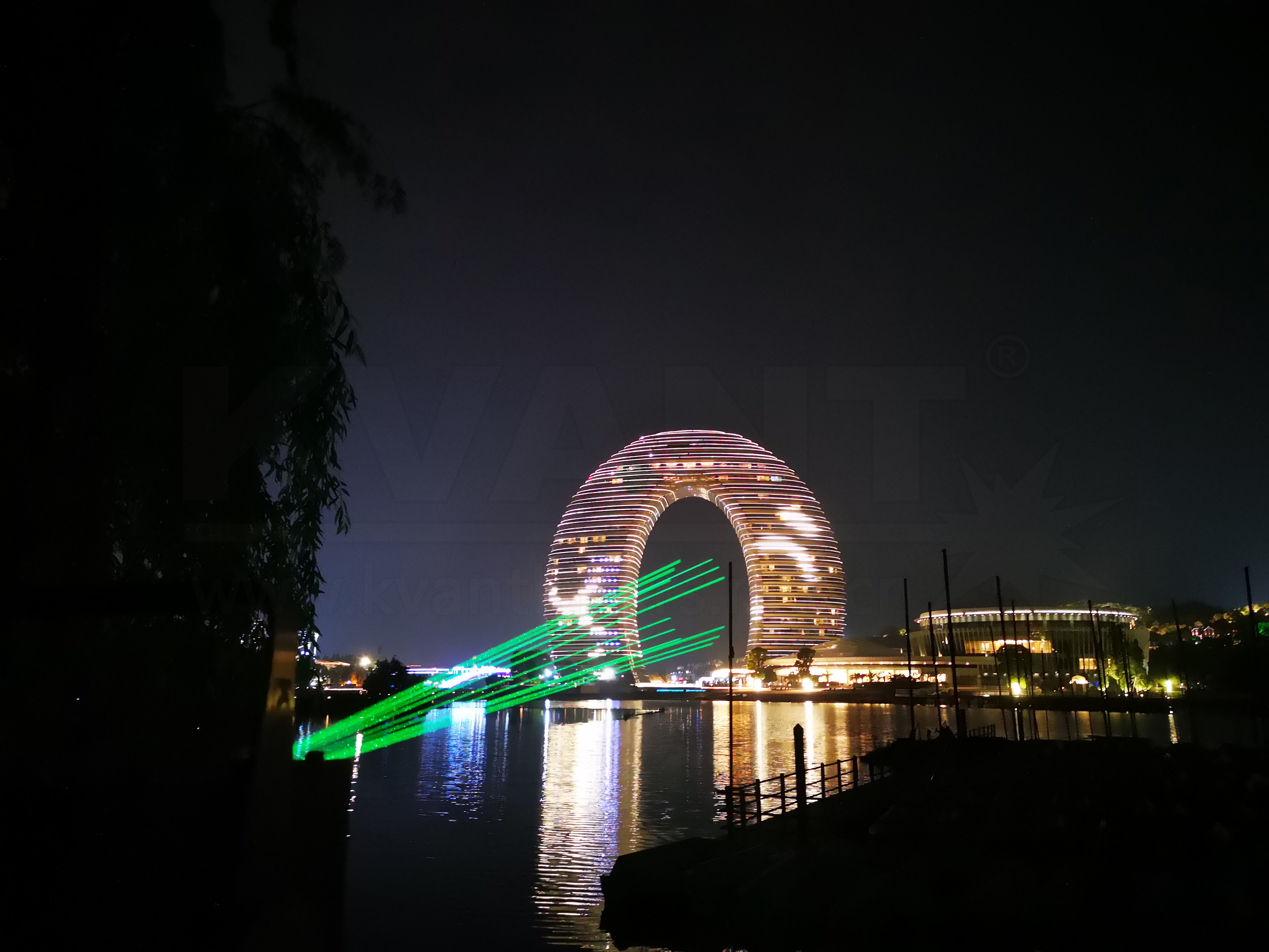 中國湖州喜來登溫泉度假酒店-30W地標激光