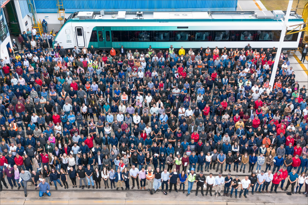 j9九游会真人游戏第一品牌铝业圆满完成墨西哥玛雅项目车体供货