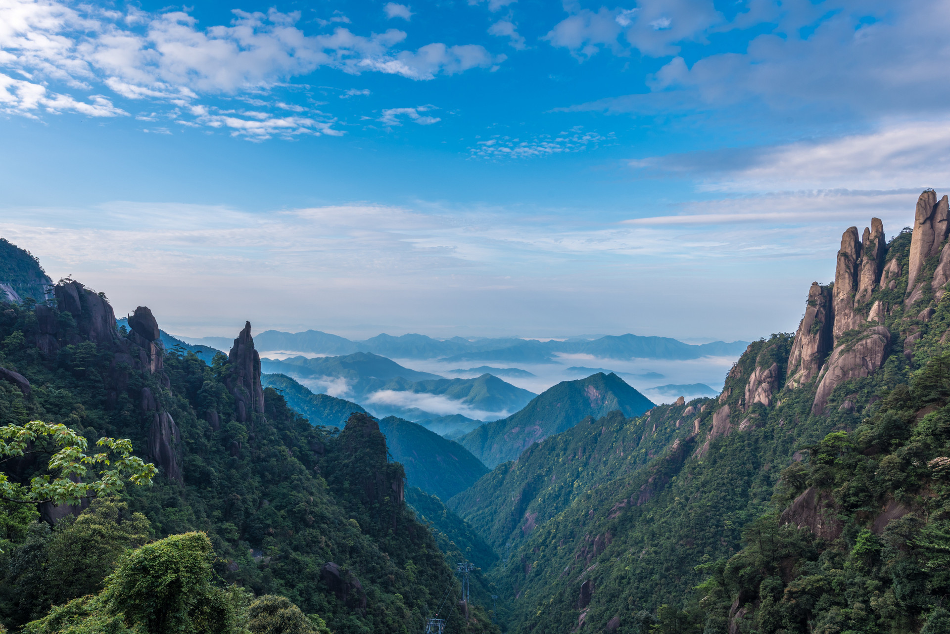 三清山之旅，章臣員工的歡樂(lè)之行
