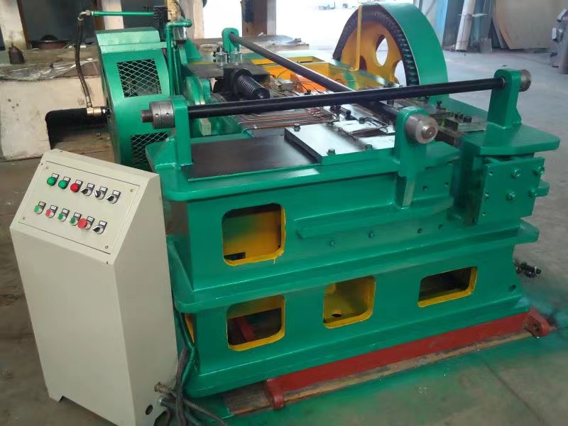Upsetting machine.  DH10 series of horizontal forging and upsetting machines with vertical die splitting