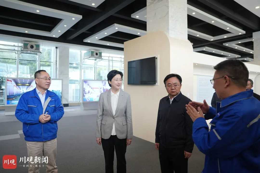 四川省委副書記、省長(zhǎng)施小琳調(diào)研英杰電氣