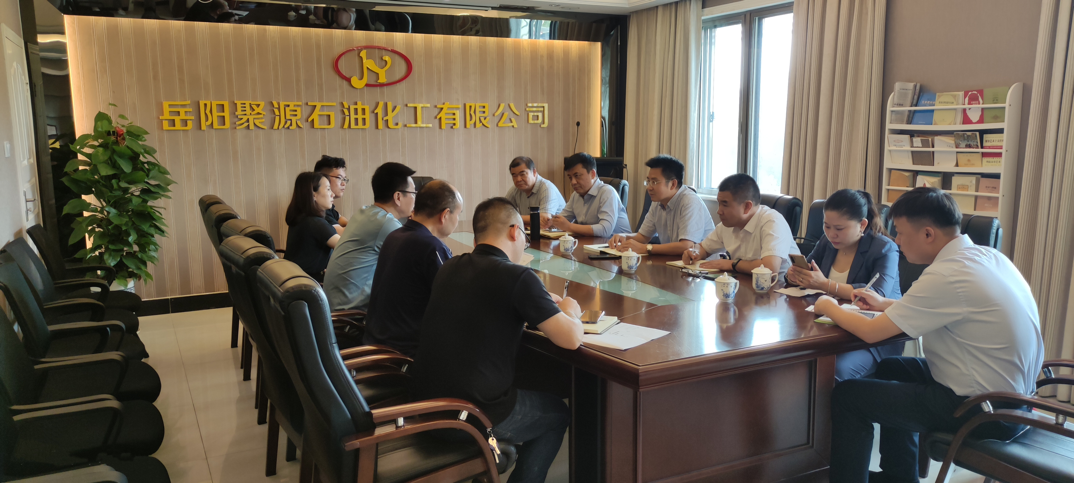 The chairman Huang of Hunan Ocean International Forwarding Co.,ltd visit our Yueyang Juyuan Company