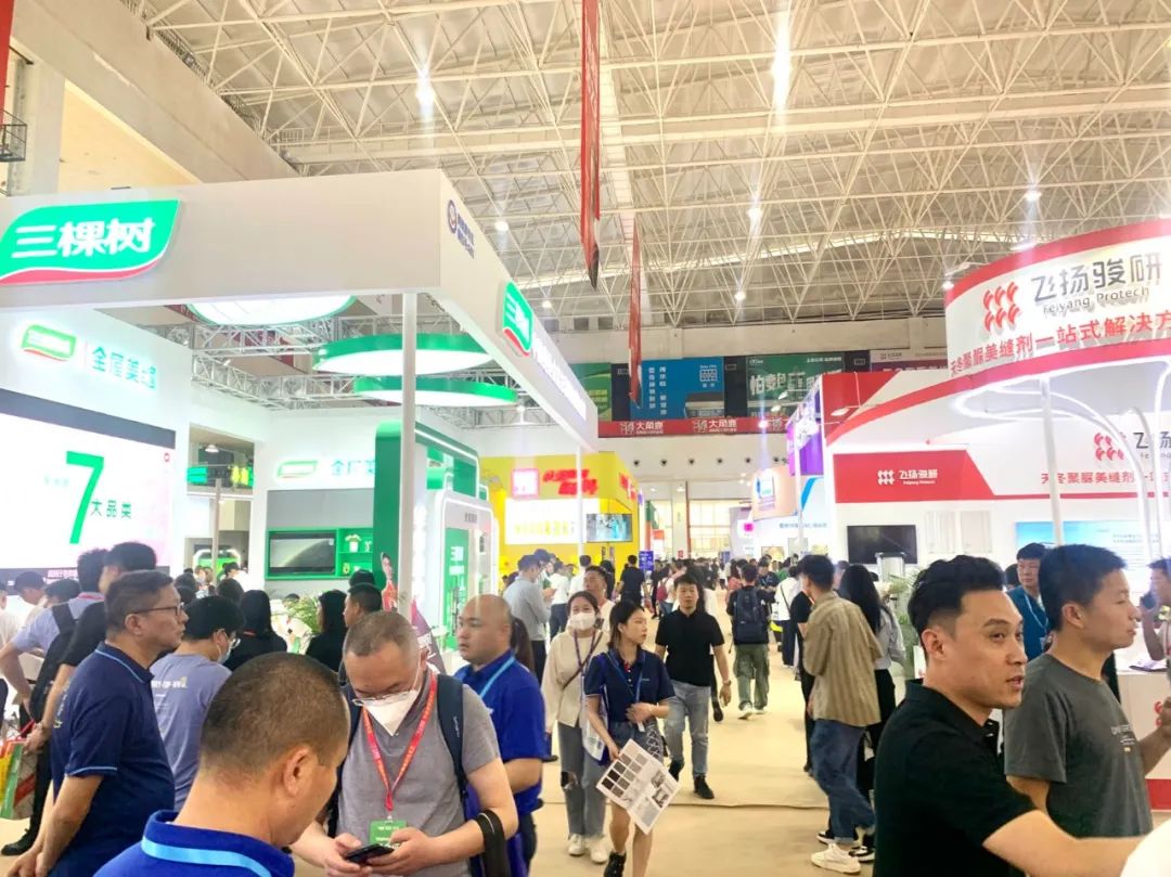 多图直击会场!~第38届春季佛山陶博会,以“向新奔跑”为主题 多图直击会场!~第38届春季佛山陶博会,以“向新奔跑”为主题
