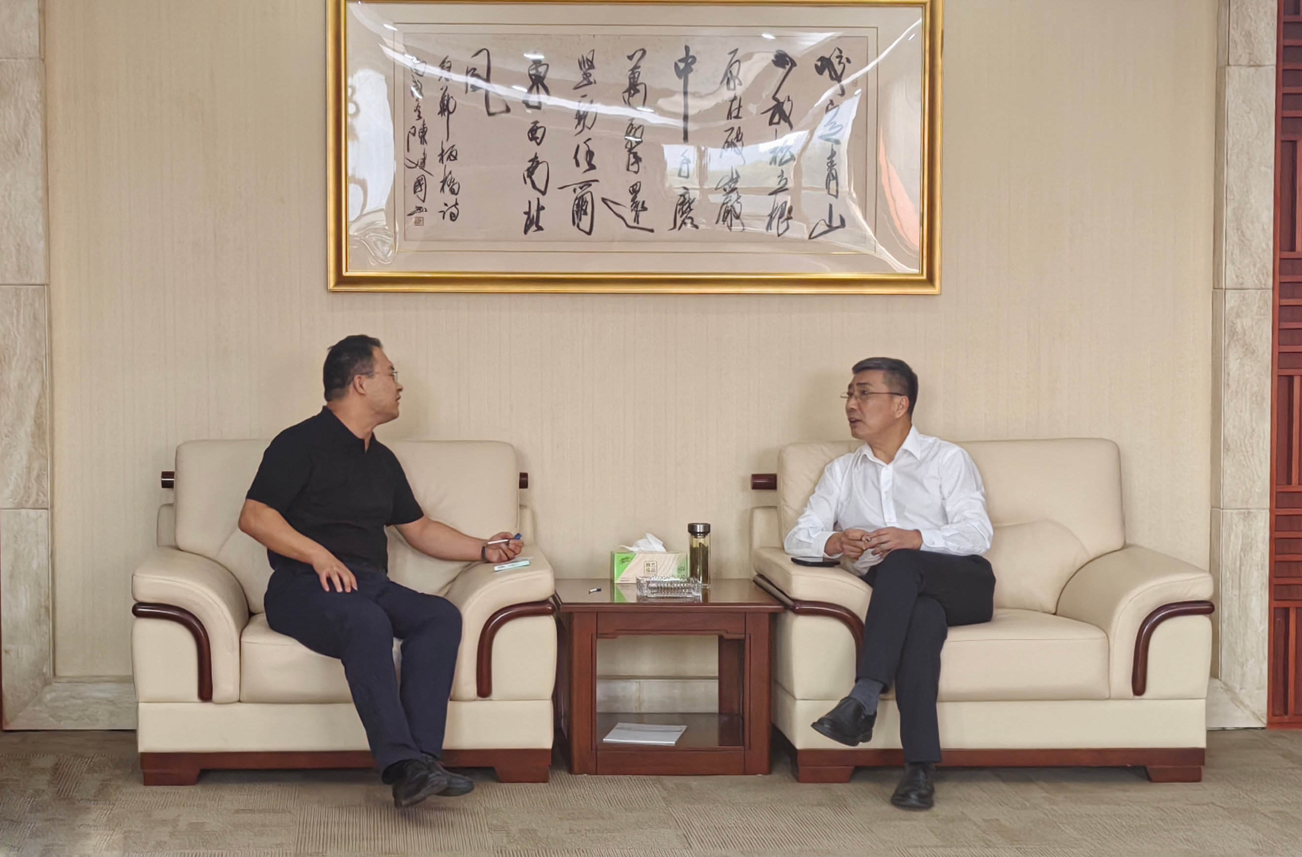 新洋豐（000902.SZ）副總裁王雁峰訪問工大高科（688367.SH） 共續化工礦山板塊數字化轉型新篇章