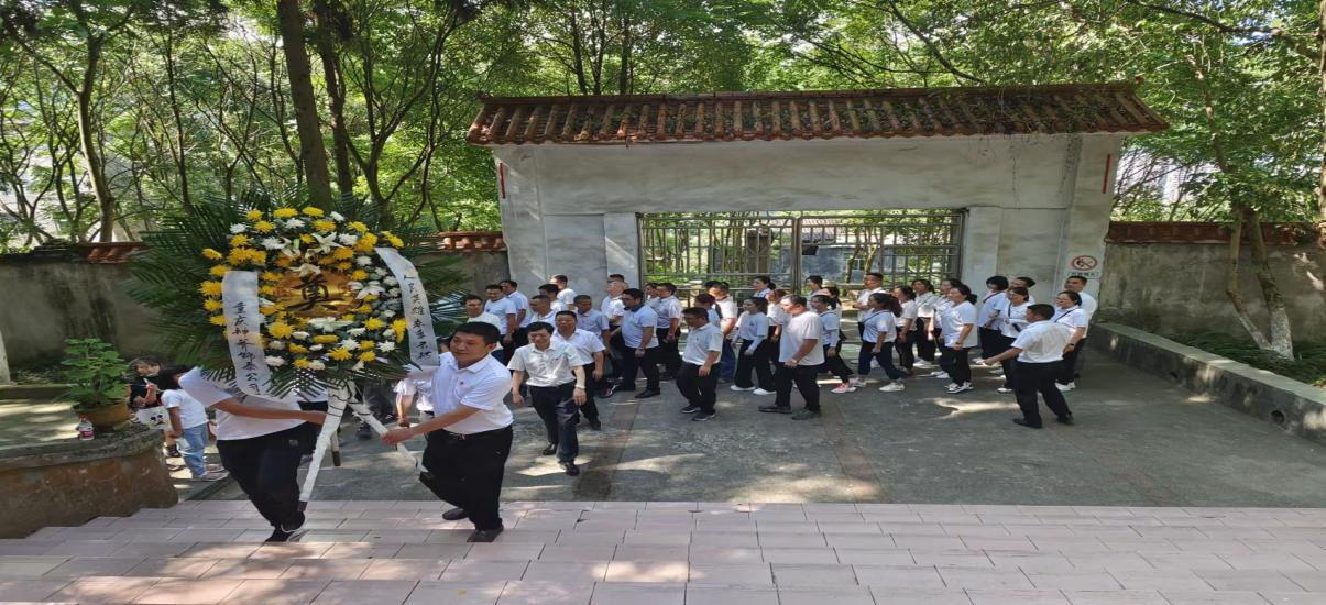 南嶺民爆重慶錦泰公司開展“回溯長征路 喜迎二十大 奮進新征程”主題教育活動