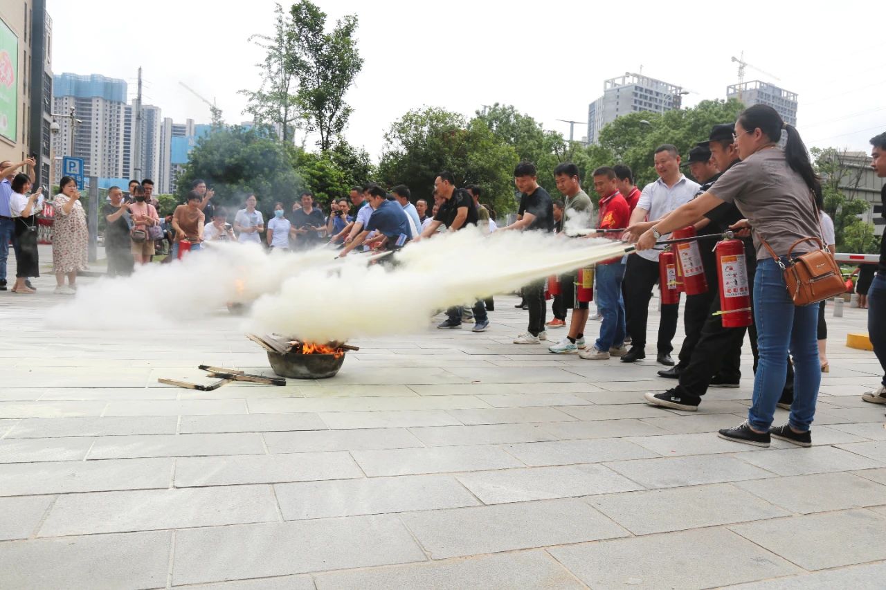 人人讲安全，个个会应急 | 雨花经开区消防演练在蘑菇视频网址举行