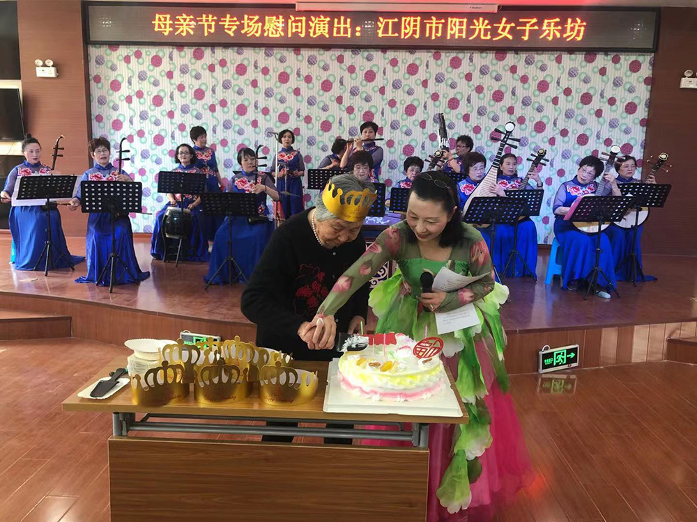 迎母親節 送溫暖 迎母親節 送溫暖