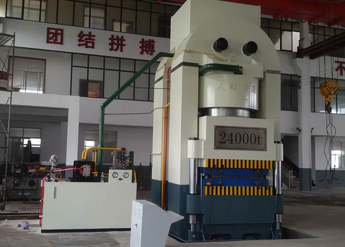 24000T液壓機 24000T液壓機