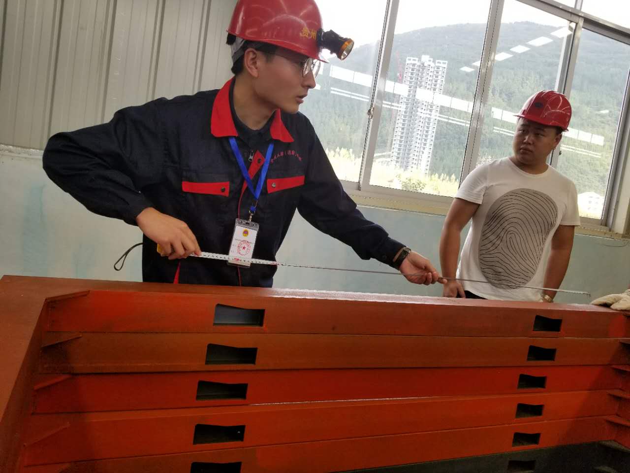 人防工程廠家告訴大家人防施工規范中的防護封閉隔墻指的是什么墻?