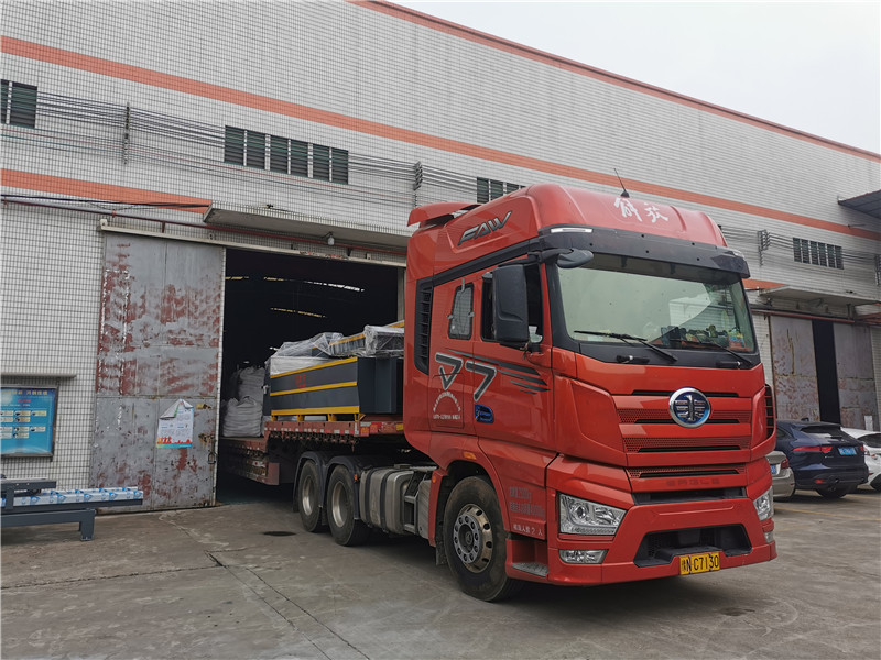 水刀切割機出口東南亞,五軸AC4020裝車 水刀切割機出口東南亞,五軸AC4020裝車