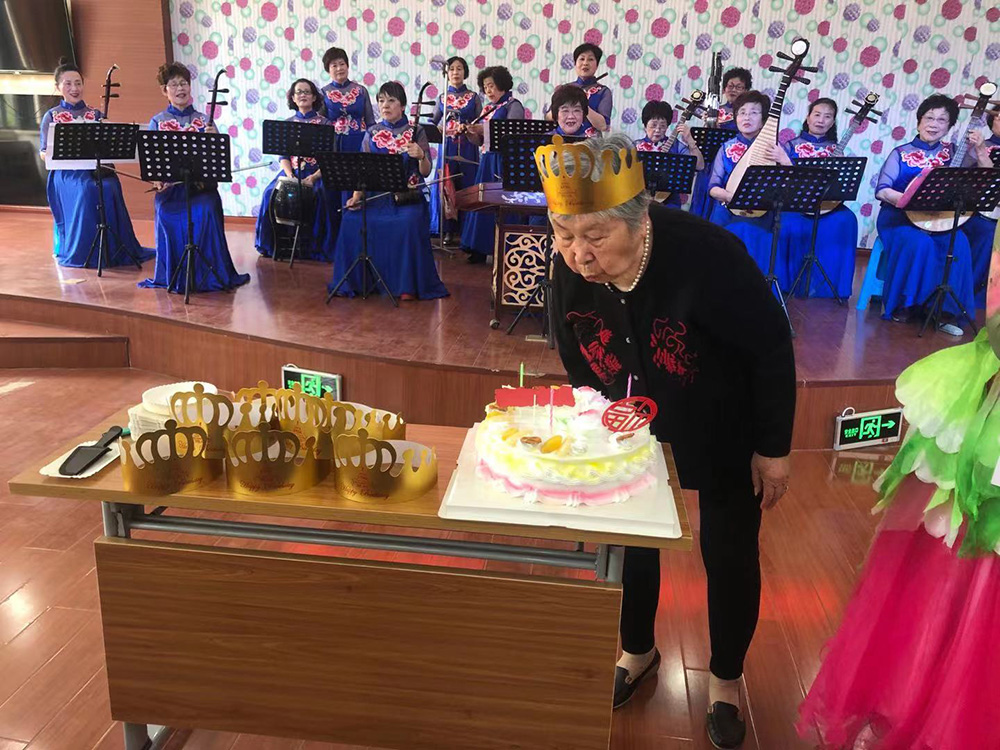 迎母親節 送溫暖 迎母親節 送溫暖