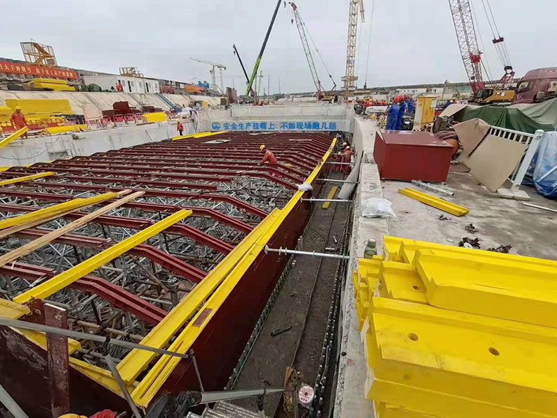 Tunnel construction of the east artificial island and the main line weir section of the Shenzhen-Zhongshan cross-river passage Tunnel construction of the east artificial island and the main line weir section of the Shenzhen-Zhongshan cross-river passage