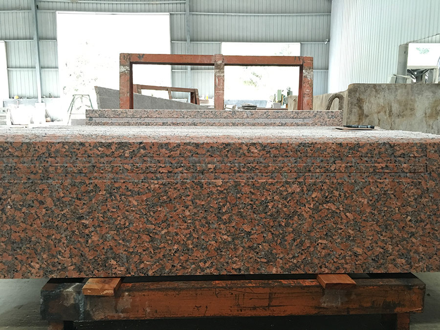 楓葉紅火燒面（樓梯+開槽）