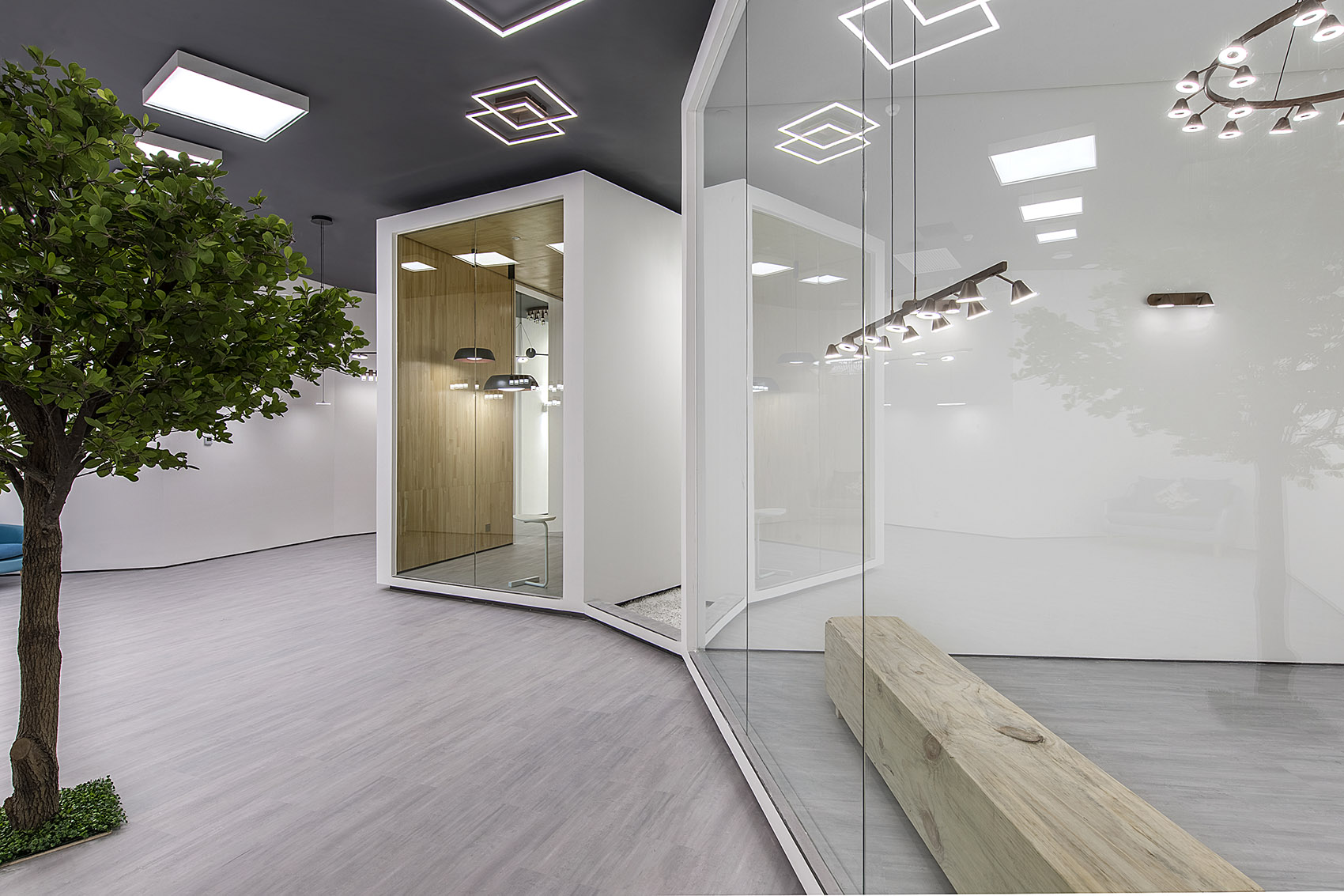 中山精穎燈飾展廳 — 曼妙光影