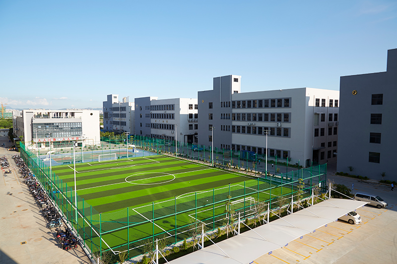 勤学苦练，超越自我，弘扬亿万先生工匠精神