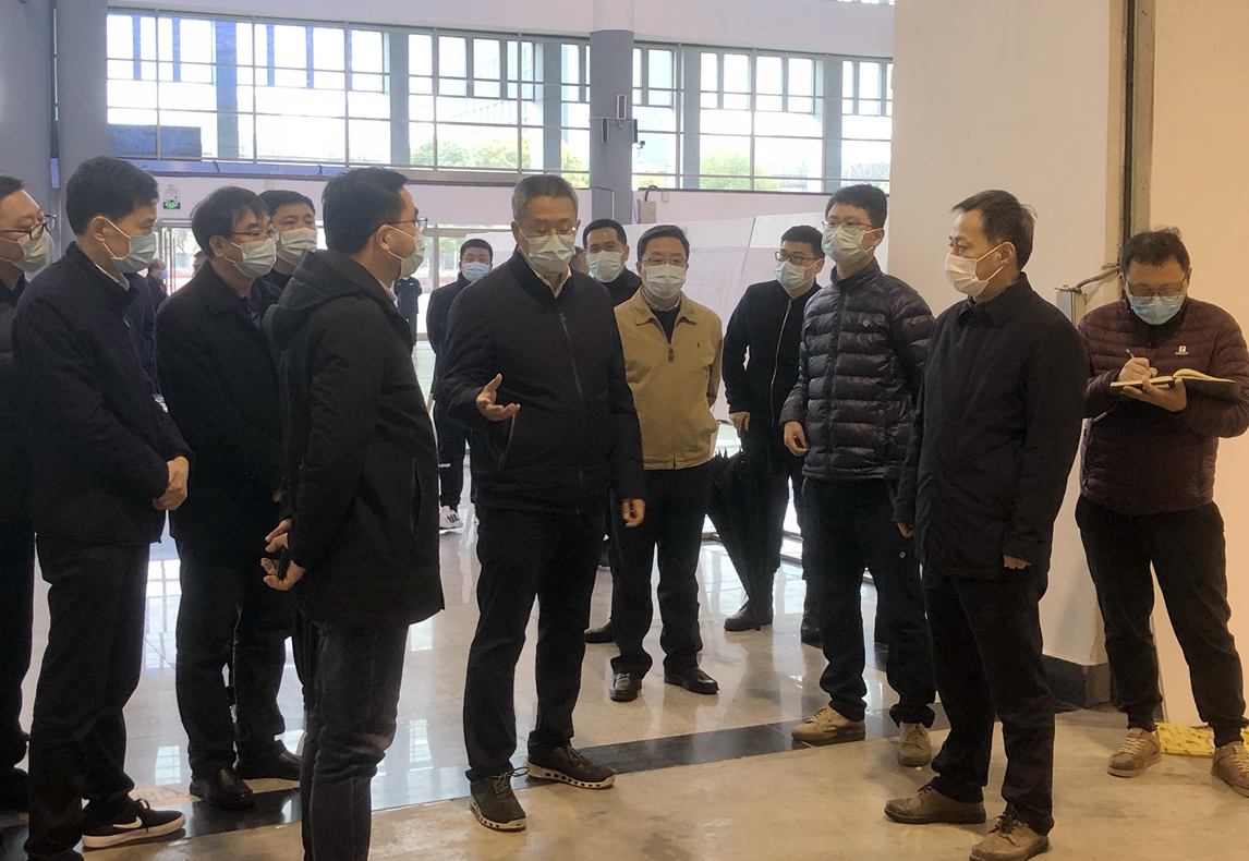 寧波市長檢查指導方艙醫院改建工作