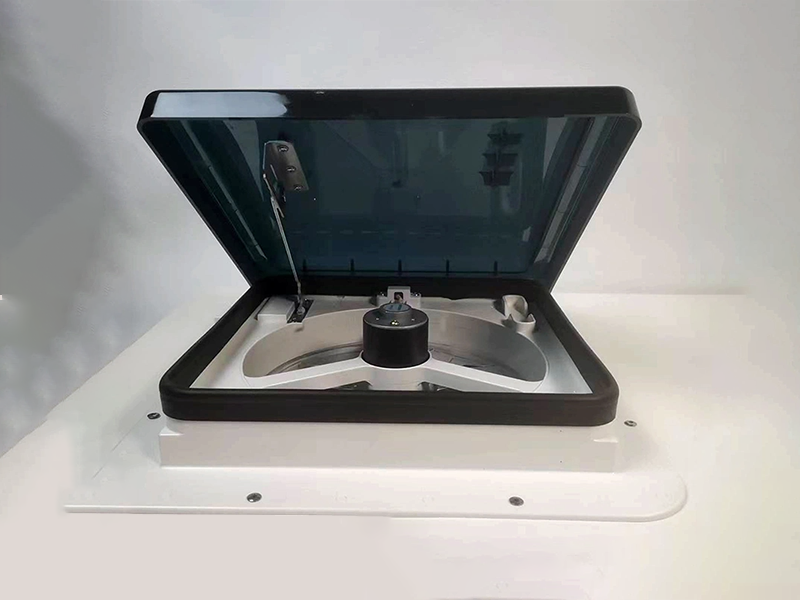 12V Exhaust Fan Vent LED Ventilated Roof Hatch_yyth (2)