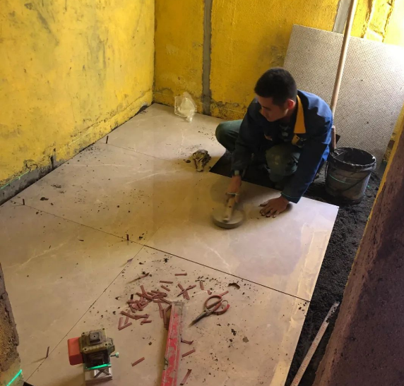 家居装修铺贴瓷砖要遵循六大工艺流程 家居装修铺贴瓷砖要遵循六大工艺流程