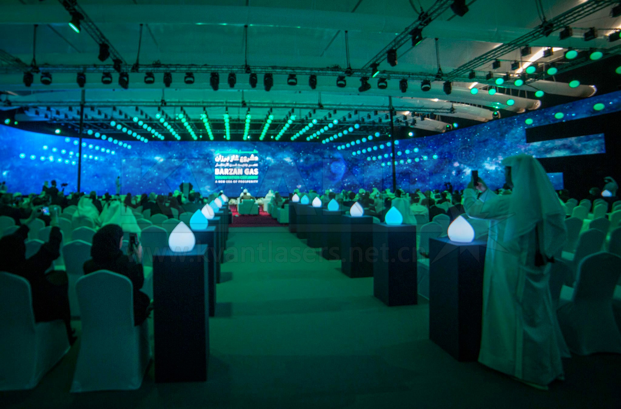 卡塔爾的就職典禮-250個LED升降球