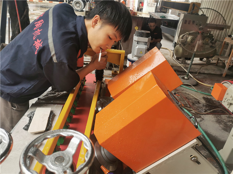 三刀瓷磚切割機大小頭如何調節