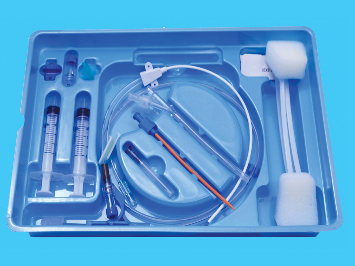 Single use central venous catheter kit