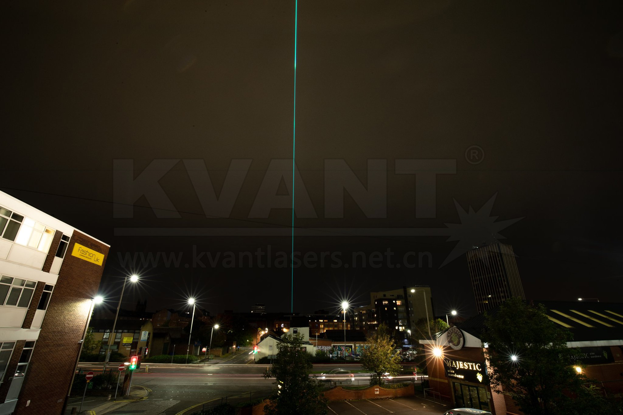 建筑戶外照明效果：KVNAT 科旺特 Architect 天空激光燈