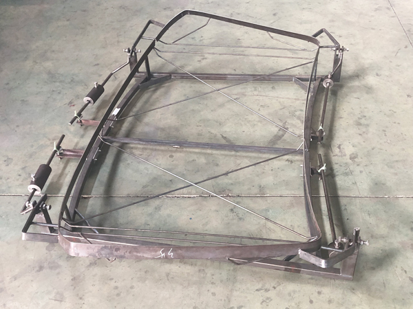 烘彎模具