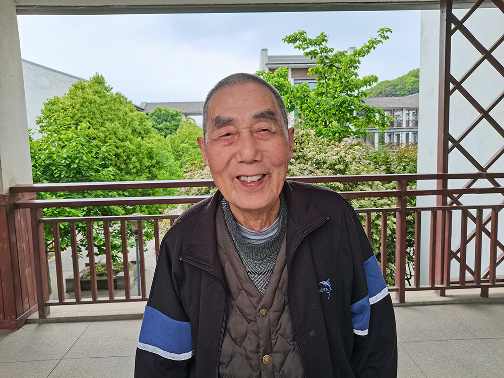 生活百般滋味 我們一起微笑面對 生活百般滋味 我們一起微笑面對