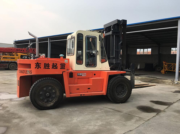 15T叉車 15T叉車