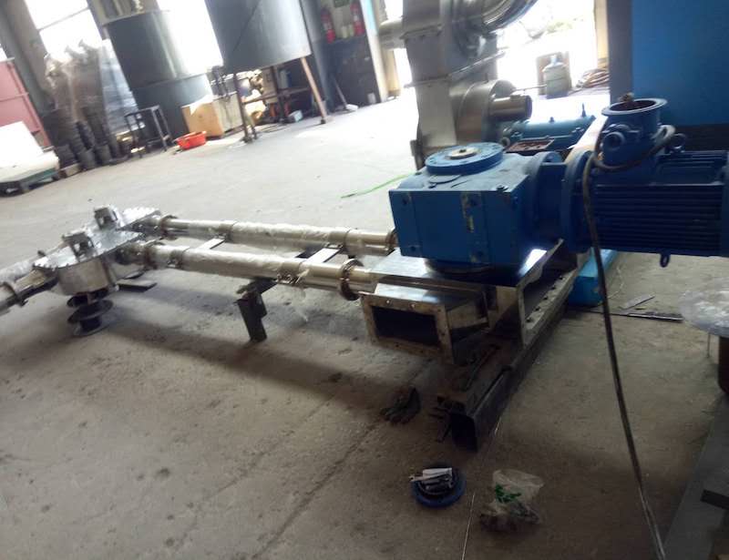 管鏈輸送機