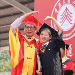 公司领导受邀参加重庆交通大学2022年学生毕业典礼 公司领导受邀参加重庆交通大学2022年学生毕业典礼