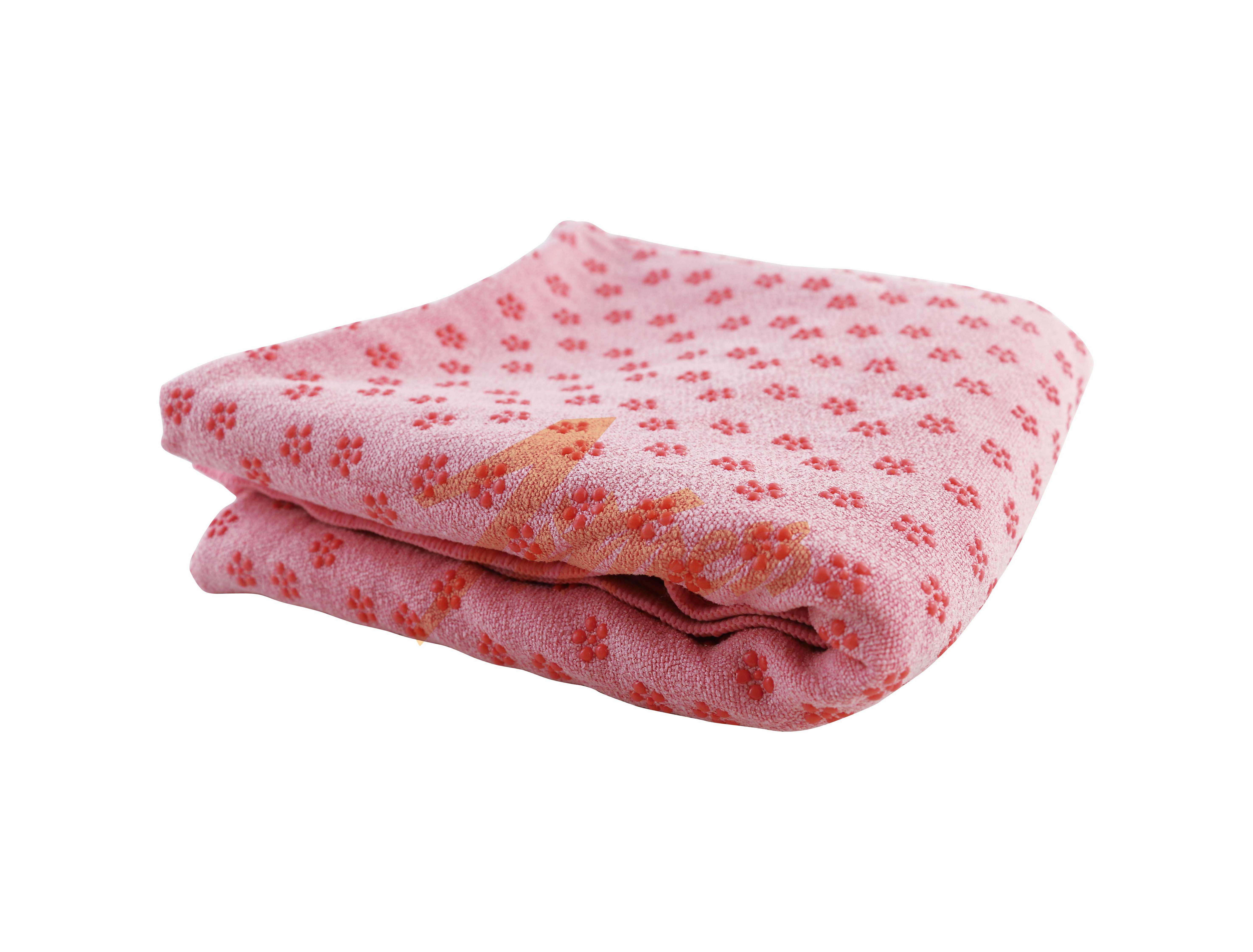 SPORT TOWEL WITH DOT