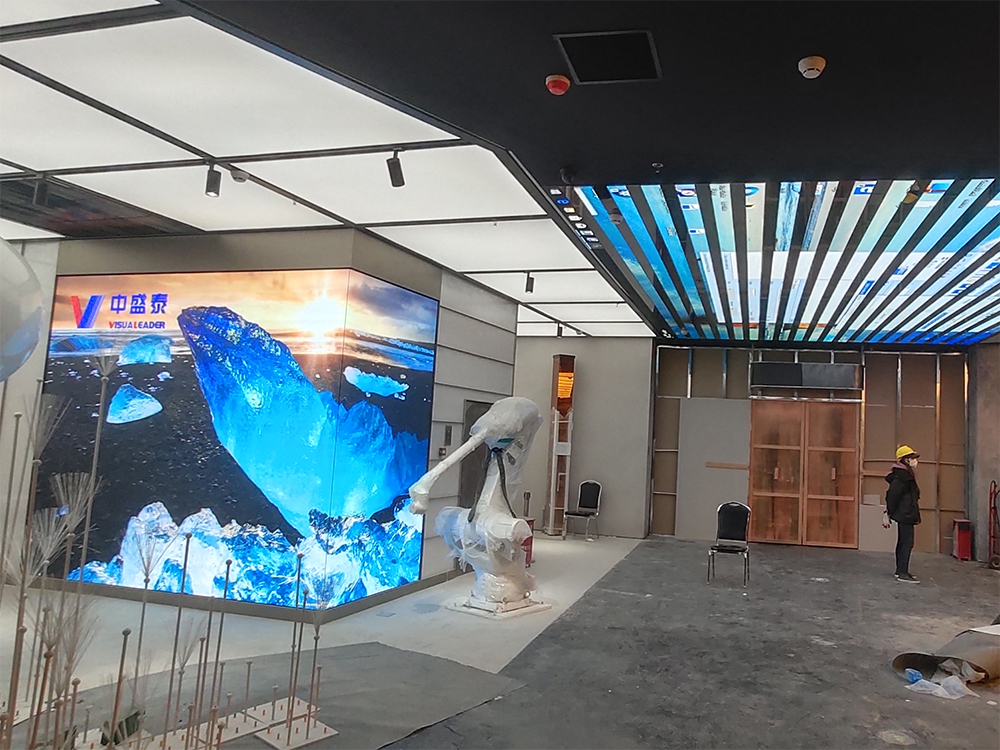 Pantalla rectangular Beijing P2.5 13 metros cuadrados y pantalla celeste P4 19 metros cuadrados