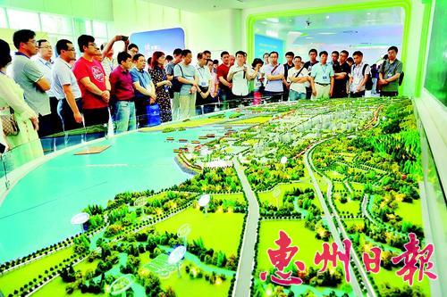 打造“连接器”共享发展资源 打造“连接器”共享发展资源