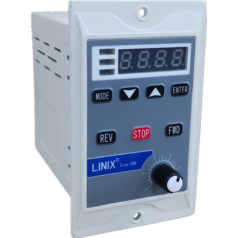 Intelligent digital display governor for single-phase AC asynchronous motor