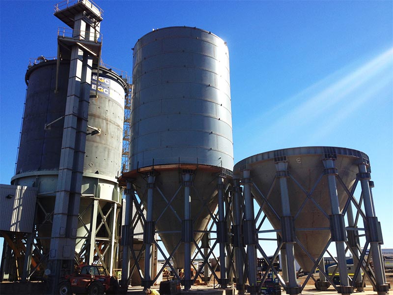 In 2013, Luwei exported 6 sets 1400T bolted silos to Australia.